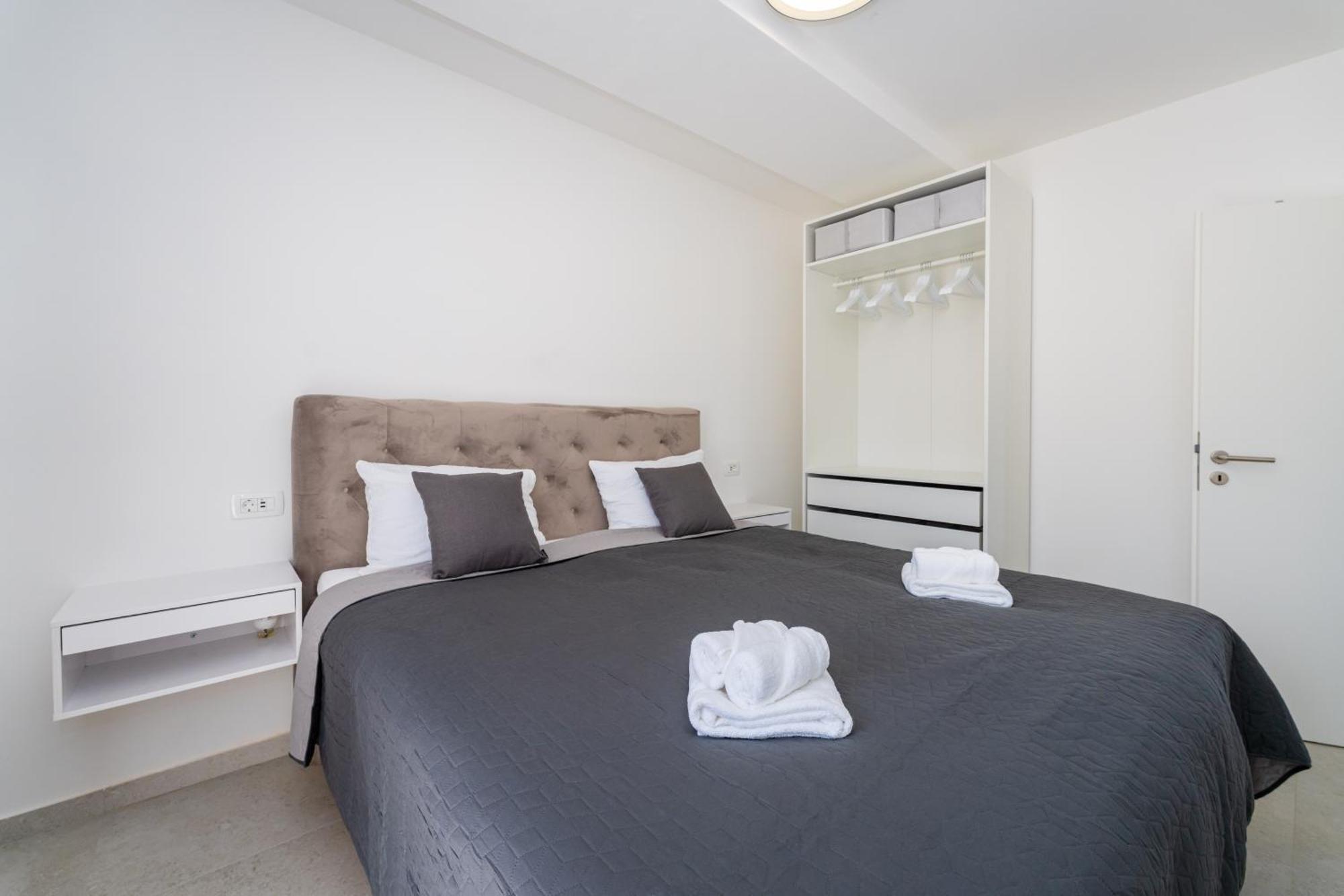 Apartment San *