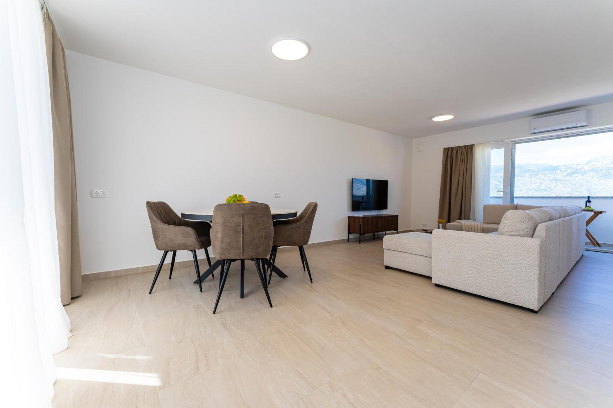 Apartment San *