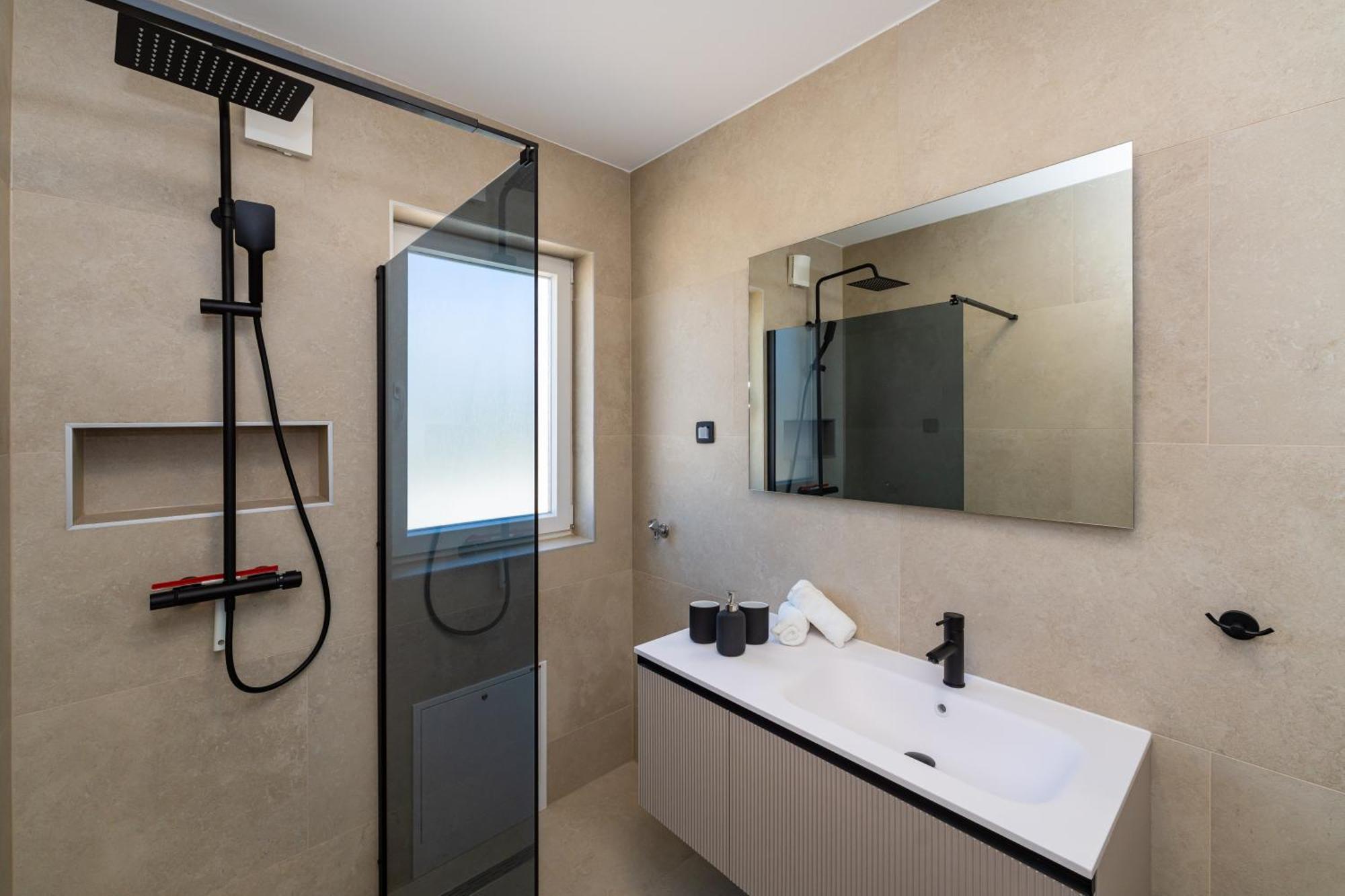 San Apartment *